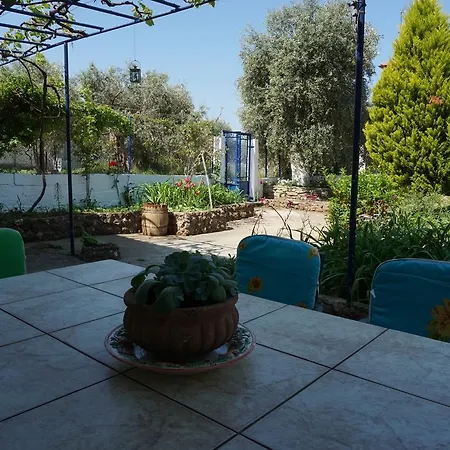 Anna's House بيت للعطل *