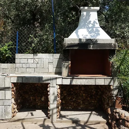 Anna's House