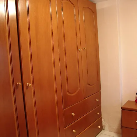 Anna's House *